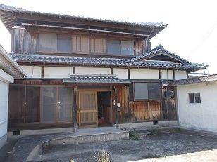 6-Bedroom House for Sale on Corner Lot in Minamiawaji — Image 7, Minamiawaji, Hyogo