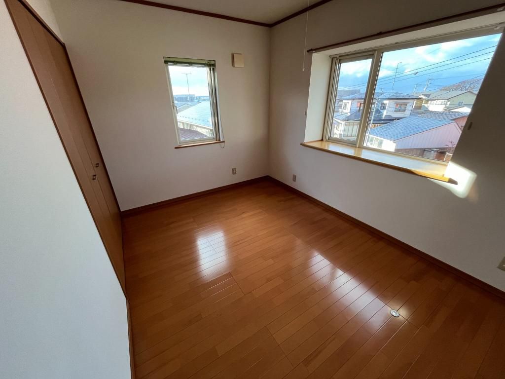 5LDK House with Sea View in Hachinohe, Aomori - Akiya Bank Property - Thumbnail 3