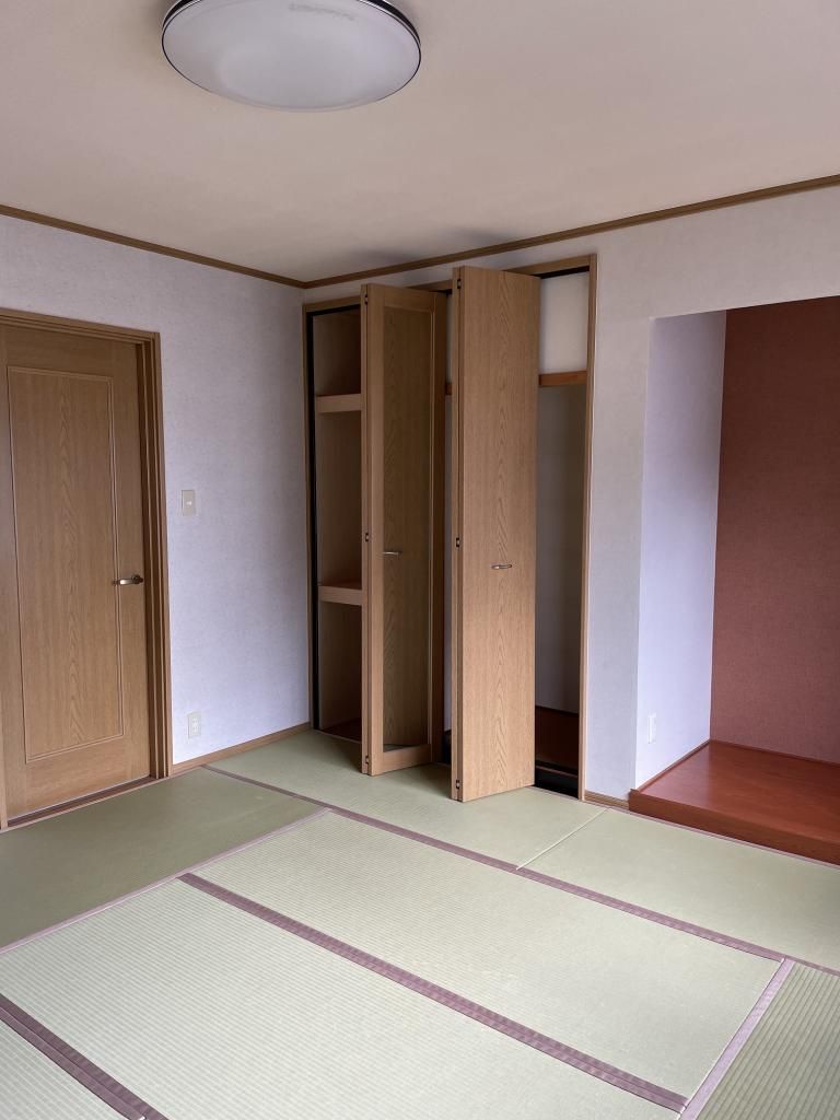 Renovated 4LDK House with Extension in Fukui's Wada Higashi - Thumbnail 2