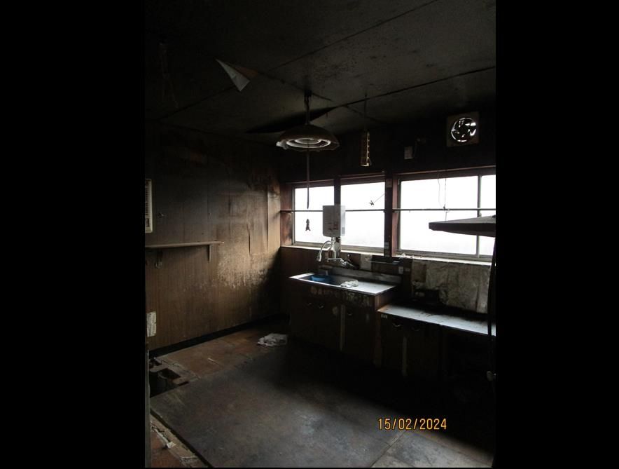 Large Vacant House with Warehouse for Sale in Central Sanjo, Niigata - Thumbnail 2