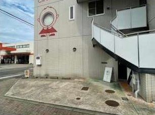 5SLDK Family House for Sale in Quiet Fukui City Neighborhood - Thumbnail 2