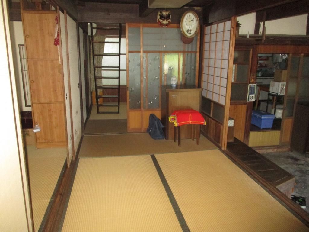Traditional 7DK House with Land in Kasaoka, Okayama Akiya Bank - Thumbnail 4