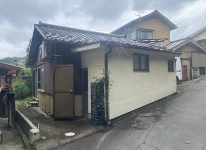 6DK Akiya Bank House for Sale in Mihara, Hiroshima - Thumbnail 2