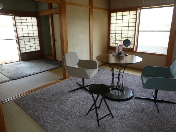 9LDK Family Home for Sale in Ozu, Ehime - Near Sea, Two Kitchens - Thumbnail 4