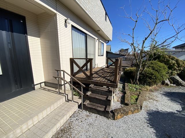 Spacious 4-Bedroom Detached House for Sale in Tochigi City - Thumbnail 2