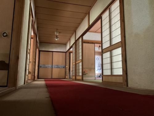 Former Guest House for Renovation in Gujo, Gifu - Akiya Bank Listing - Thumbnail 4