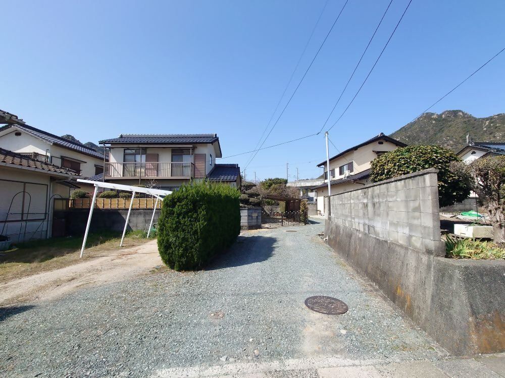 5DK House for Sale in Hofu City, Yamaguchi Prefecture - Thumbnail 3