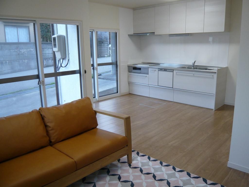 Renovated 4LDK House for Rent in Takaoka, Toyama - Thumbnail 2