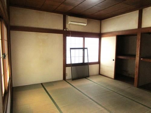 Compact 4DK Akiya with Carport in Sanjo, Niigata - Thumbnail 2