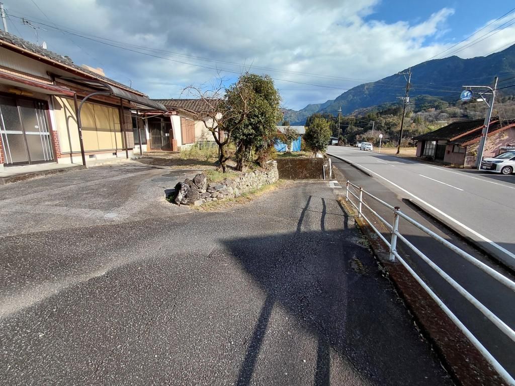 6DK Detached House in Togo-cho, Hyuga City, Miyazaki - Akiya Bank - Image 1