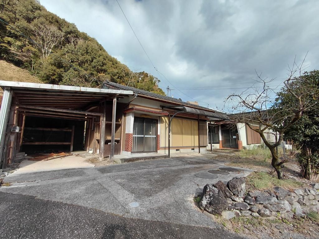 6DK Detached House in Togo-cho, Hyuga City, Miyazaki - Akiya Bank - Thumbnail 3