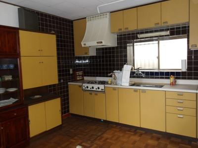 Spacious 7DK House in Kiryu with Large Land — Image 2, Kiryu, Gunma