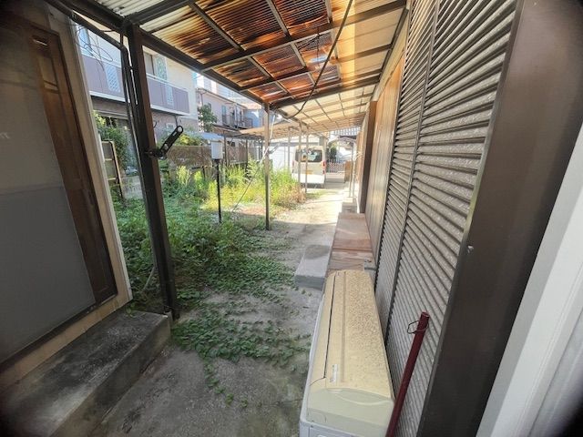 5LDK Corner Plot House for Sale in Susaki, Kochi - Thumbnail 2
