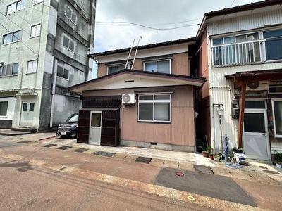 5DK House for Sale in Ojiya City, Niigata — Image 1, Ojiya, Niigata