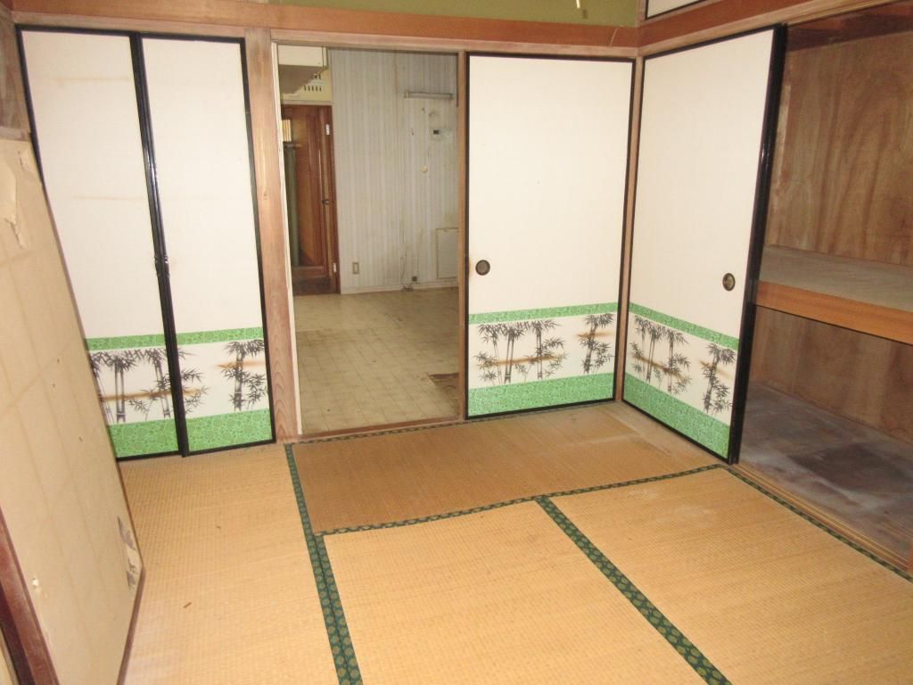 4DK Detached House for Sale on Large Corner Plot in Kasama, Ibaraki - Thumbnail 3