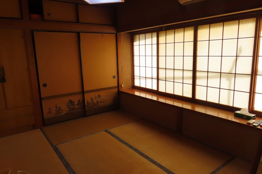 Shop and House for Sale in Shimotsuma, Ibaraki - 7DK - Thumbnail 2
