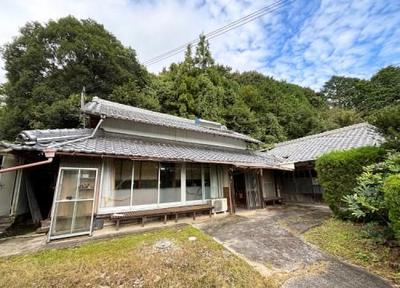 9DK House with 2063 sqm Land & Forest in Koka, Shiga — Image 1, Koka, Shiga