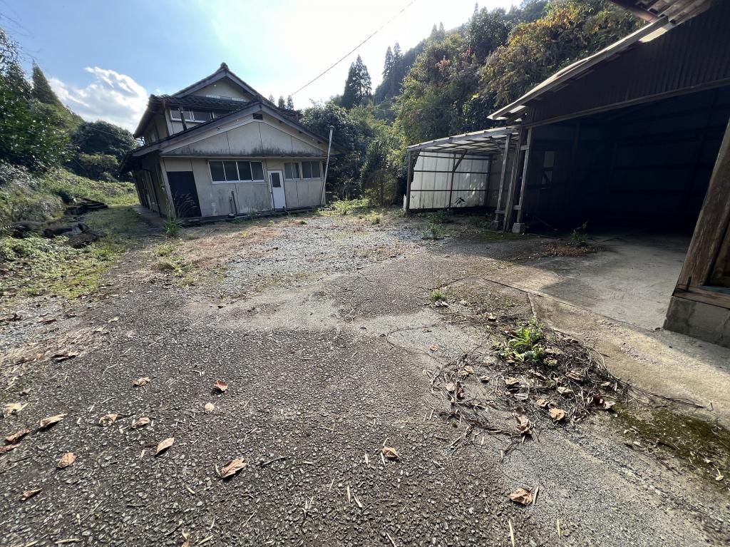 7DK House with Land for Sale in Kiyokawa, Bungo-Ono City - Thumbnail 2