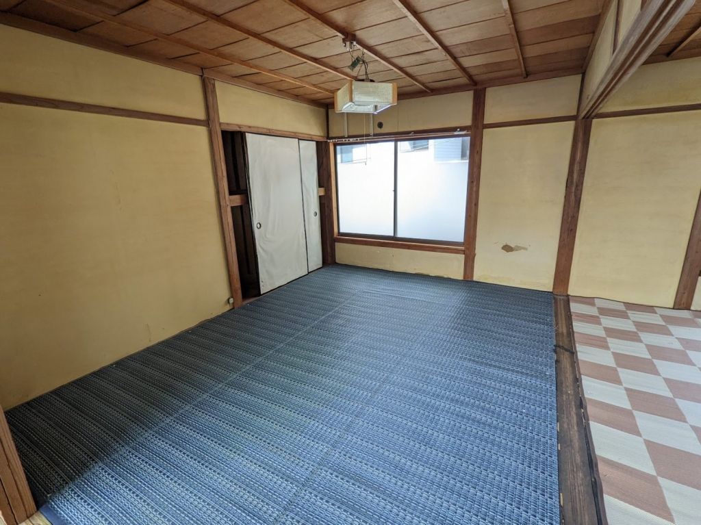 Compact 3DK House with Hot Spring Access in Shinonsen, Hyogo - Thumbnail 3