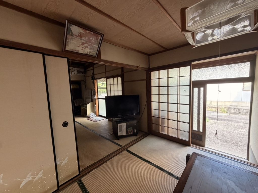6DK Akiya Bank House in Miyoshi City, Tokushima - 156.32 sqm - Thumbnail 2