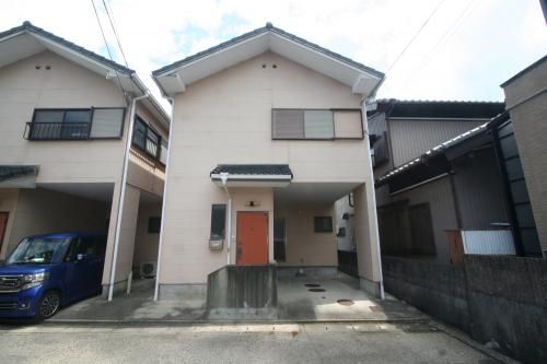 3LDK Wooden House for Sale in Hirogawa, Wakayama - Main Image