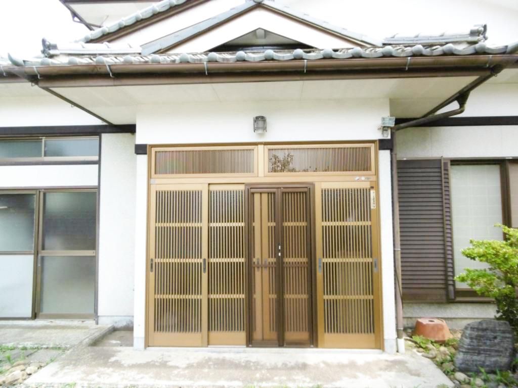 7SK House with Sunroom & Detached Storage in Ofunato, Iwate - Thumbnail 2