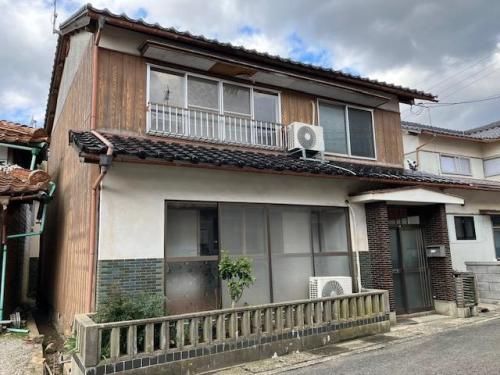 Spacious 6DK House for Sale in Oki Islands, Shimane - Main Image