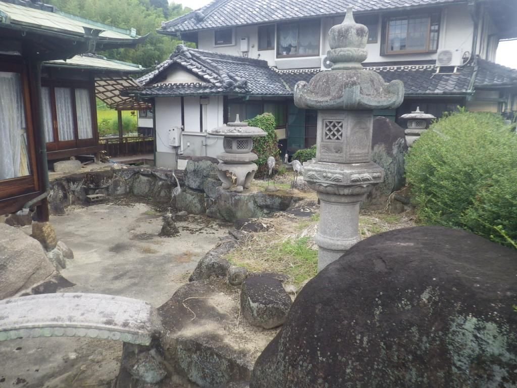 Spacious Traditional House on 1002 sqm Land in Heguri, Nara - Thumbnail 3