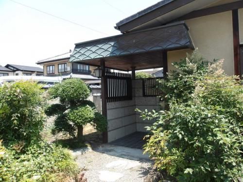 5DK Traditional House on Corner Lot in Kiryu, Gunma - Thumbnail 2
