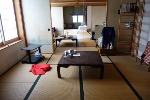 Former Ryokan for Sale in Tsugaru City, Aomori - 11DK House - Thumbnail 4