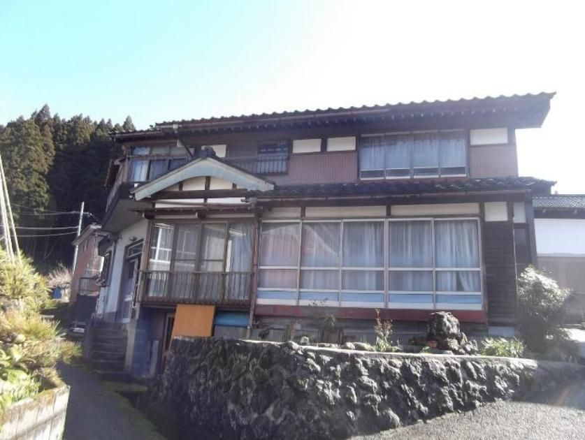 7LDK Traditional House for Sale in Asahi, Toyama - 165.3m² - Thumbnail 2