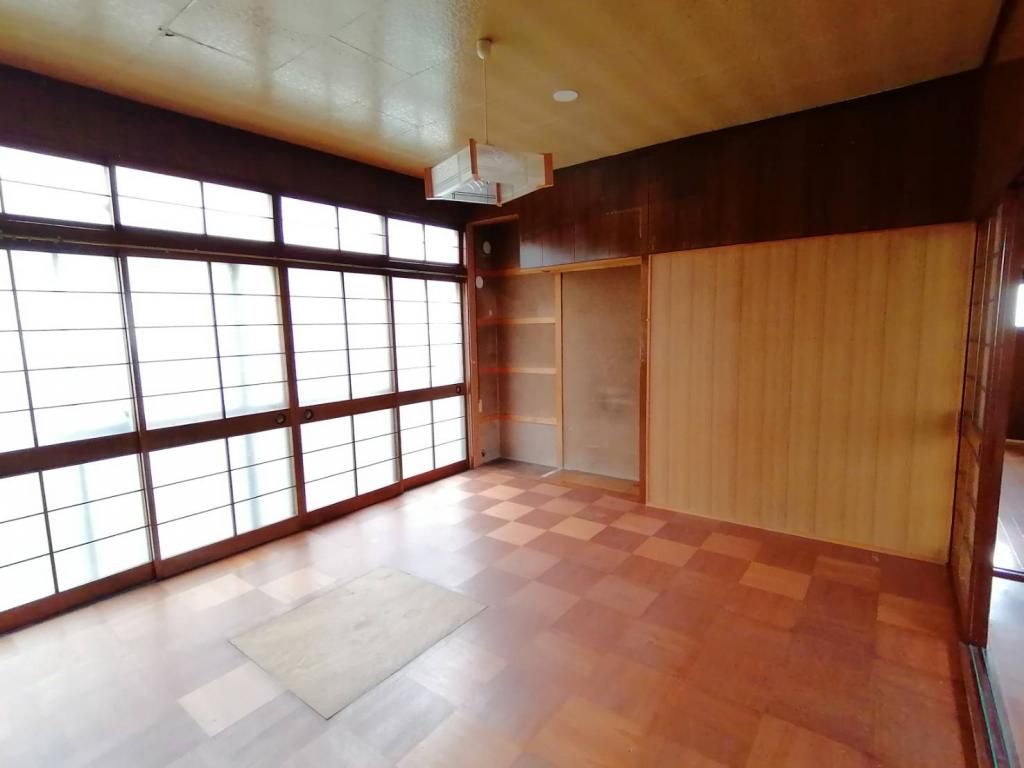 5LDK Wooden House for Sale in Odate, Akita - 448 sqm Land - Thumbnail 4