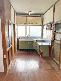 Spacious 7DK House for Sale in Central Kitsuki — Image 4, Kitsuki, Oita