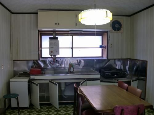 Solid 5K Traditional House on 302sqm Corner Lot in Imabari - Thumbnail 4