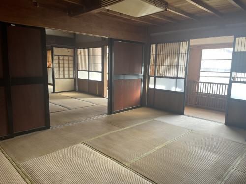 12LDK Renovated House for Sale on Large Plot in Sanjo, Niigata - Thumbnail 2