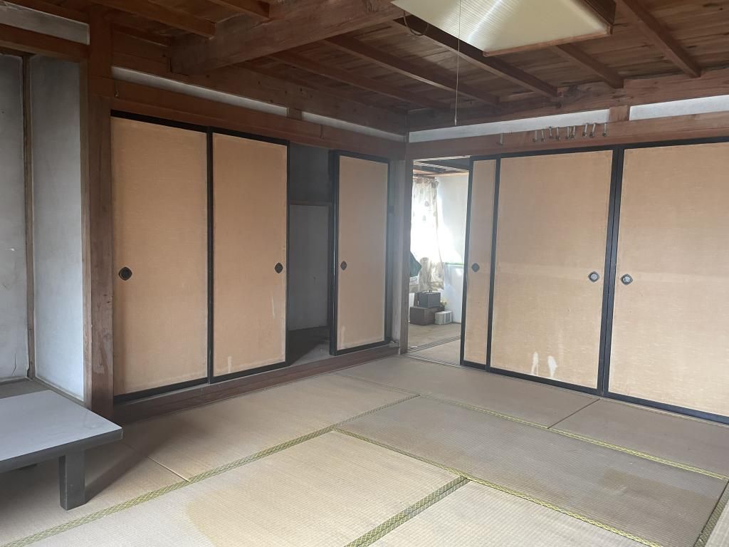 12LDK Renovated House for Sale on Large Plot in Sanjo, Niigata - Thumbnail 3