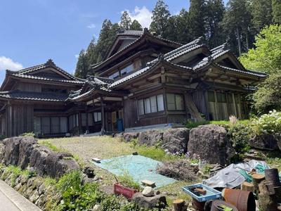 Spacious 5SLDK House in Fukui City, 363 sqm, Parking for 10+ Cars — House, Fukui, Fukui