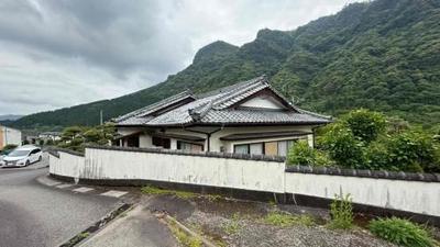 5LDK House for Sale in Hyuga, Miyazaki on Large Plot — Image 3, Hyuga, Miyazaki