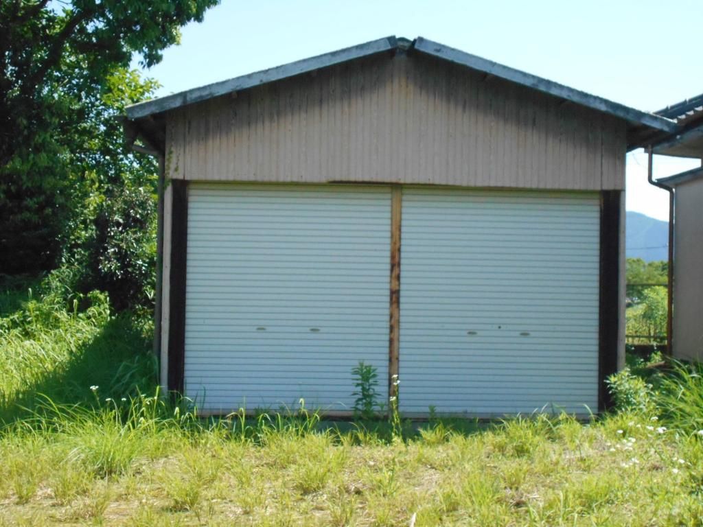4DK House for Sale on 717 sqm Land in Ebino, Miyazaki - Thumbnail 3