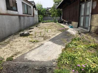 Bus: Daijo Fukuda bus stop, 4 minutes walk - Property details - Hiroshima Prefecture Takehara City Vacant House Bank Site — Image 1, Takehara, Hiroshima