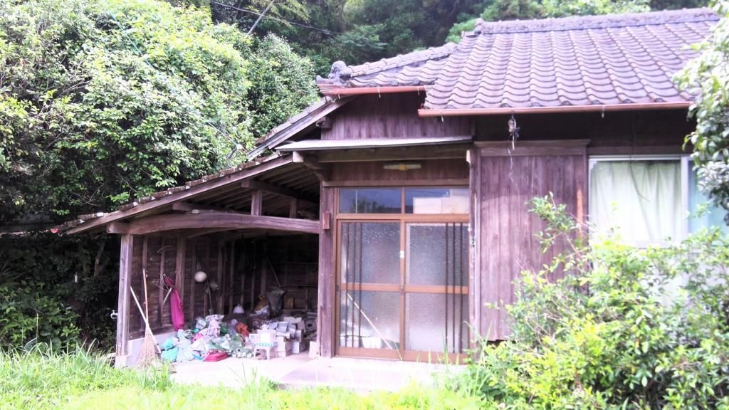 4LDK House with Land for Sale in Kimotsuki Town, Kagoshima - Thumbnail 2