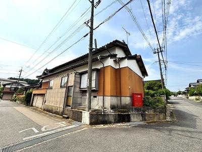 4DK House for Sale in Kurayoshi, Tottori - 160sqm — Land, Kurayoshi, Tottori