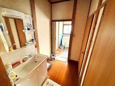 4DK House for Sale in Kurayoshi, Tottori - 160sqm — Bathroom, Kurayoshi, Tottori