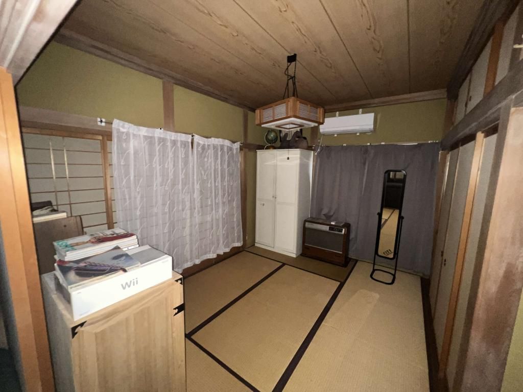 5DK House for Sale in Higashi-Oida, Toyama City - Thumbnail 4