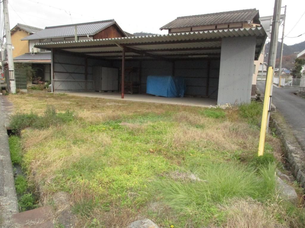 5DK House with Rice Paddies & Forest Land in Kasaoka, Okayama - Thumbnail 2