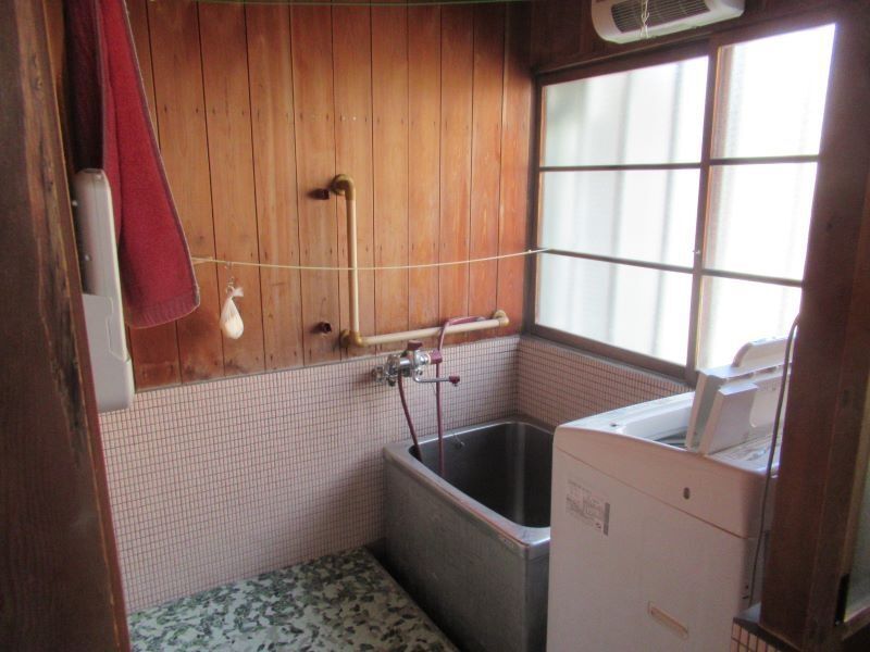 9DK Family House for Sale in Nakatsugawa, Gifu - Thumbnail 2