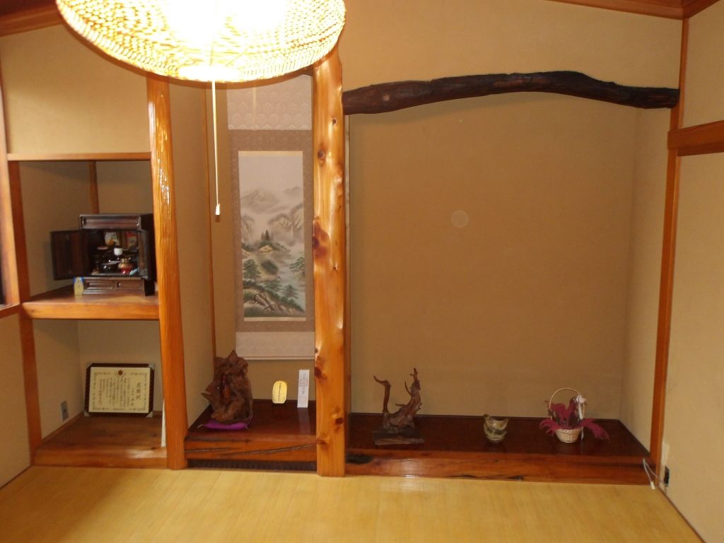 Spacious 3LDK House on 1929sqm Land Near JR Nikko Line Station - Thumbnail 4