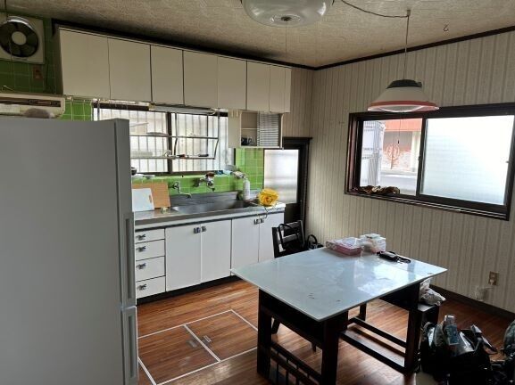 Renovated 5LDK Ocean View House for Sale in Saiki, Oita - Thumbnail 4