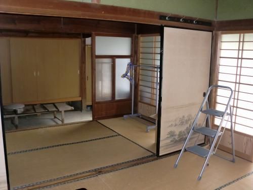 Spacious 6DK Rental House with Sea Views in Imabari, Ehime - Thumbnail 2