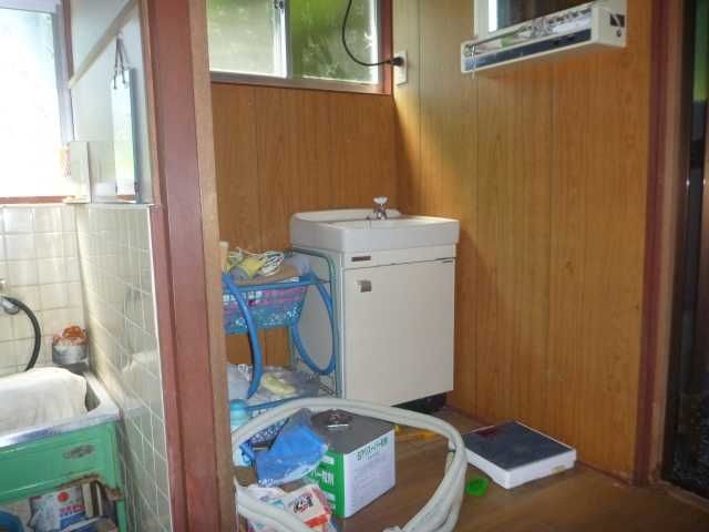9DK House for Sale on 992m² Land in Hino Town, Shiga - Thumbnail 4